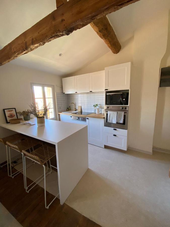 Apartment With Mediterranean Charm In The Heart Of The Provencal Market 앙티브 외부 사진